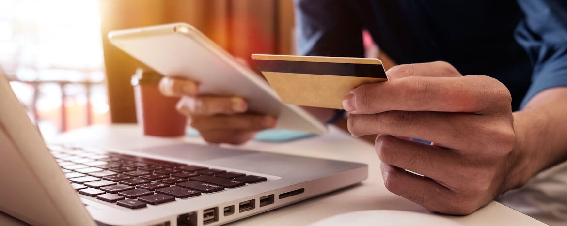 Pozor na podvodné e-shopy. Viete, ako ich spoznáte? Pozor na podvodné e-shopy. Viete, ako ich spoznáte?
