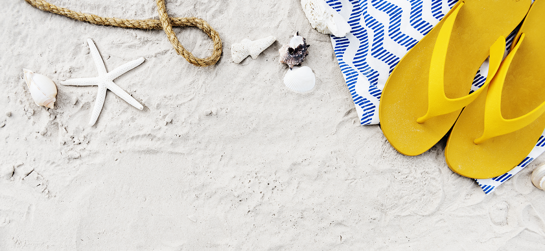 beach summer holiday vacation journey exploration concept | Raiffeisen banka